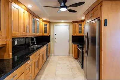 145 SE 25th Rd #1003, Miami, FL 33129 - Photo 14