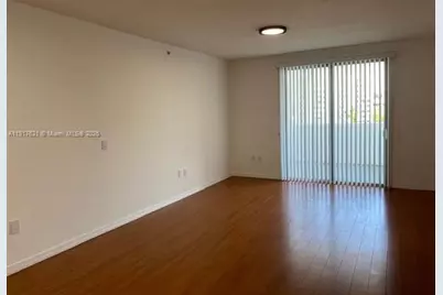 36 NW 6th Ave #808, Miami, FL 33128 - Photo 2