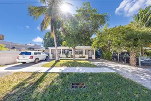 760-762 NE 131st St, North Miami, FL 33161 - Photo 2