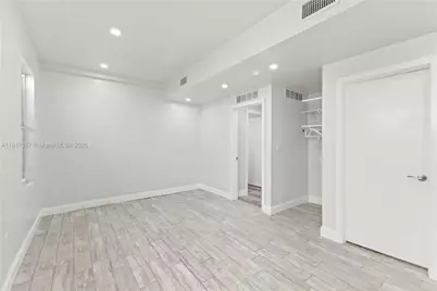 305 NW 58th St, Miami, FL 33127 - Photo 18