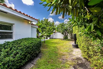 1360 SW 16th St, Miami, FL 33145 - Photo 30