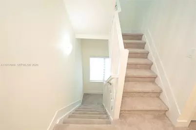 8364 NW 43rd St, Doral, FL 33166 - Photo 34