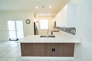 8364 NW 43rd St, Doral, FL 33166 - Photo 48