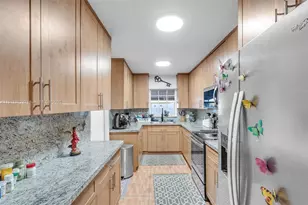 2029 NW 5th St, Miami, FL 33125 - Photo 14