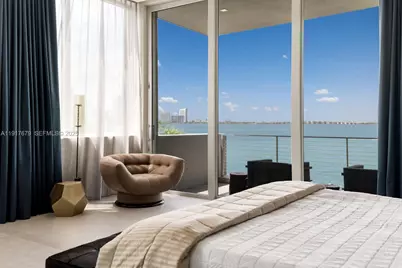 1379 N Venetian Way, Miami, FL 33139 - Photo 28