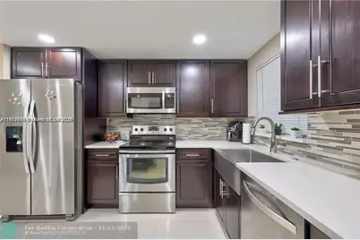 3100 Riverside Dr #107, Coral Springs, FL 33065 - Photo 14