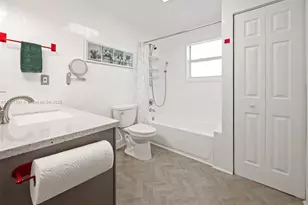 281 Iroquois St, Miami Springs, FL 33166 - Photo 20