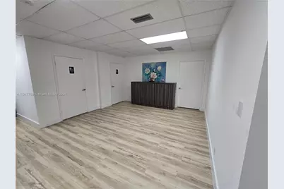 13499 Biscayne Blvd #CUM8, North Miami, FL 33181 - Photo 4