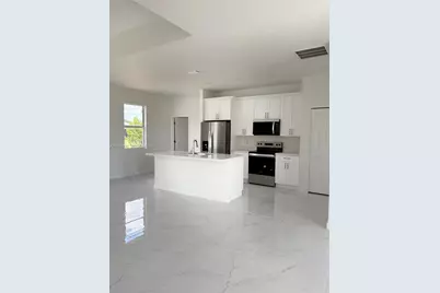 4118 4th St SW, Lehigh Acres, FL 33976 - Photo 6