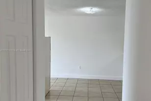 6930 Miami Gardens Dr, Hialeah, FL 33015 - Photo 12