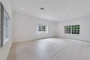 7675 SW 132nd St, Pinecrest, FL 33156 - Photo 10