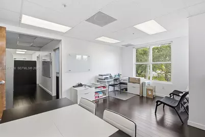 8527 Pines Blvd, Pembroke Pines, FL 33024 - Photo 54