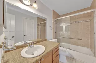 815 NW 126th Ct, Miami, FL 33182 - Photo 16