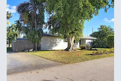 1031 N 16th Ave, Hollywood, FL 33020 - Photo 1