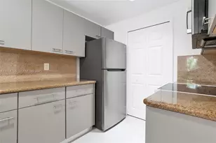 6670 NW 114th Ave, Doral, FL 33178 - Photo 6