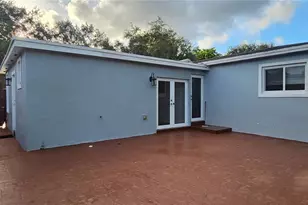 12535 NE Miami Pl, North Miami, FL 33161 - Photo 10