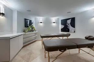 17555 Collins Ave, Sunny Isles Beach, FL 33160 - Photo 30