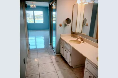 877 NE 195th St #318, Miami, FL 33179 - Photo 2