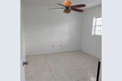 877 NE 195th St #318, Miami, FL 33179 - Photo 6