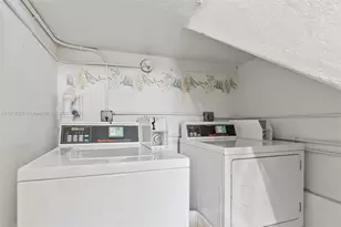 20 Park Dr, Bal Harbour, FL 33154 - Photo 20