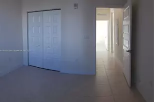 8363 NW 41st St, Doral, FL 33166 - Photo 8