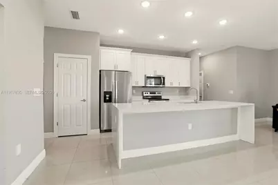 2908 SW 9th St, Lehigh Acres, FL 33976 - Photo 12