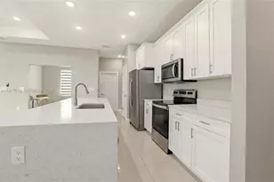 2908 SW 9th St, Lehigh Acres, FL 33976 - Photo 8