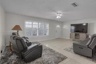 6880 NW 16th St, Margate, FL 33063 - Photo 6