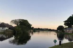 200 Wimbledon Lake Dr, Plantation, FL 33324 - Photo 16