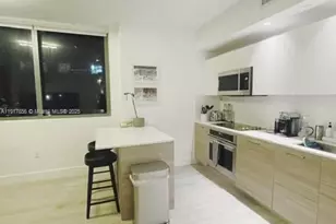 121 NE 34th St, Miami, FL 33137 - Photo 4