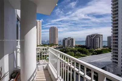 801 Brickell Key Blvd #1407, Miami, FL 33131 - Photo 1
