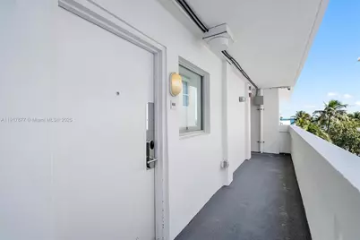 1024 Ocean Dr #A502, Miami Beach, FL 33139 - Photo 30