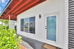 5730 SW 54th Terrace, Davie, FL 33314 - Photo 4