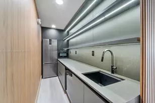 5025 Collins Ave, Miami Beach, FL 33140 - Photo 34