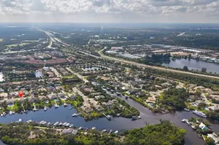 585 SW Yacht Basin Way, Stuart, FL 34997 - Photo 2