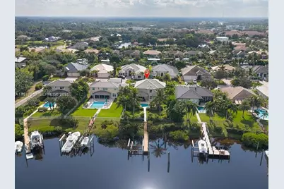 585 SW Yacht Basin Way, Stuart, FL 34997 - Photo 4