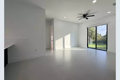 1144 Mobley St E, Lehigh Acres, FL 33974 - Photo 8