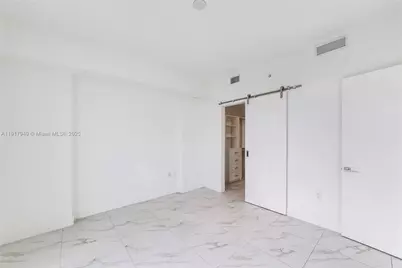 2000 Metropica Way #306, Sunrise, FL 33323 - Photo 8
