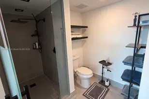 92 SW 3rd St, Miami, FL 33130 - Photo 16