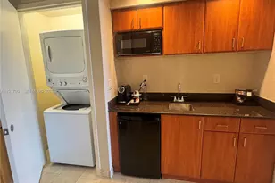 18001 Collins Ave, Sunny Isles Beach, FL 33160 - Photo 16