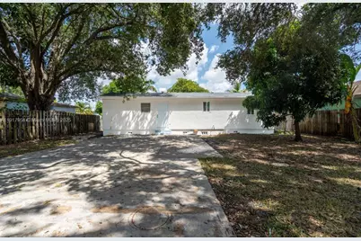 2250 NW 154th St, Miami Gardens, FL 33054 - Photo 10