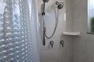 1025 SE 3rd Ave, Dania Beach, FL 33004 - Photo 16