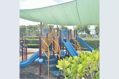 10620 NW 88th St #212, Doral, FL 33178 - Photo 34