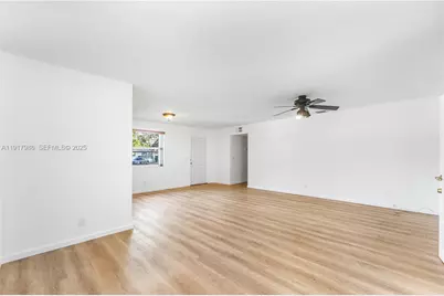 475 NW 46th Ter, Plantation, FL 33317 - Photo 8