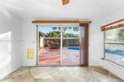 475 NW 46th Ter, Plantation, FL 33317 - Photo 18