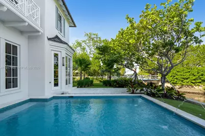 2219 Ibis Isle Road E, Palm Beach, FL 33480 - Photo 56