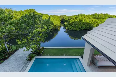 2219 Ibis Isle Road E, Palm Beach, FL 33480 - Photo 36