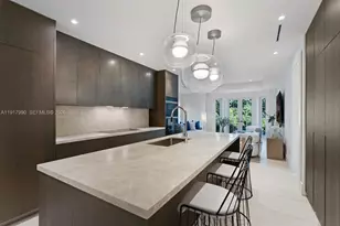 2219 Ibis Isle Rd E, Palm Beach, FL 33480 - Photo 18