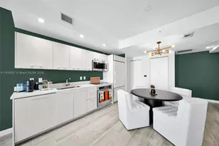 45 SW 9th St, Miami, FL 33130 - Photo 4