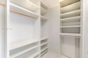 1000 Parkview Dr, Hallandale Beach, FL 33009 - Photo 26